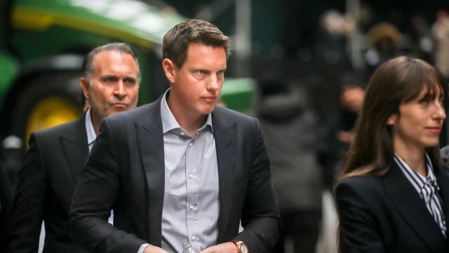 Paramount fights Netflix for Warner as Trump hovers