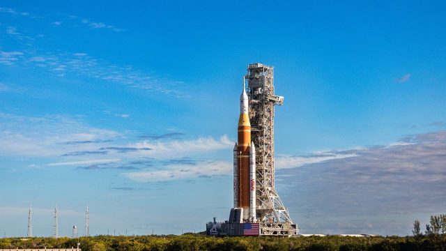 NASA’s lunar rocket is surrounded by safety concerns