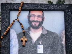 Demands for accountability mount in Alex Pretti killing