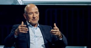 Jeff Bezos: cutting the legs off The Washington Post