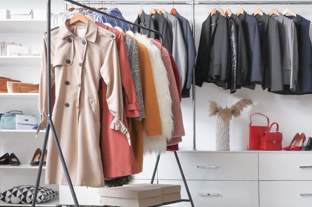 UK clothing exports fall 9.17% in 2025