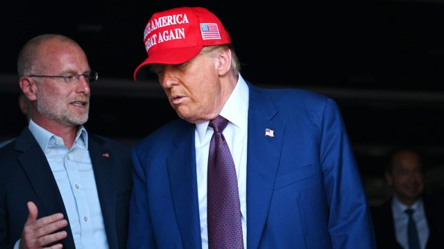 FCC’s Carr warns networks over Iran war coverage