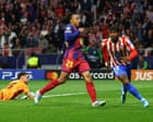 Atlético hold off Barcelona comeback after Lookman strike and García red