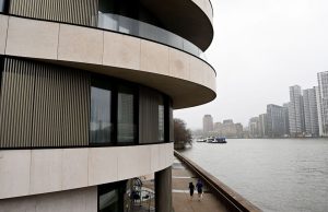 Book reviews: ‘London Falling: A Mysterious Death in a Gilded City and a Family’s Search for Truth’ and ‘Western Star: The Life and Legends of Larry McMurtry’