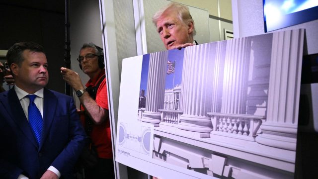 Judge halts Trump’s White House ballroom