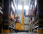 UK firms halt investments and hiring as Iran war pushes up costs, bosses warn
