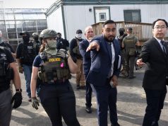 US senator gassed by ICE at detention center protest