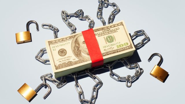 What to know before using a security deposit alternative service