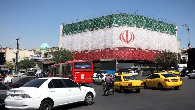 US and Iran announce interim peace deal