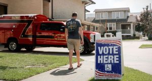 Trump ousts last members of election assistance panel