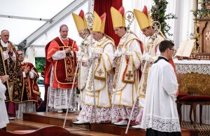 Vatican excommunicates splinter sect over bishops