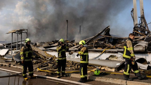 Can deadly escalation between Russia and Ukraine be stopped?