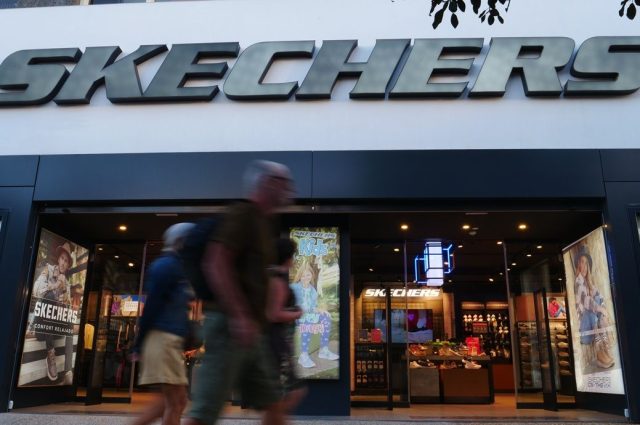 US' Skechers signs Shelby Houlihan as first AERO athlete
